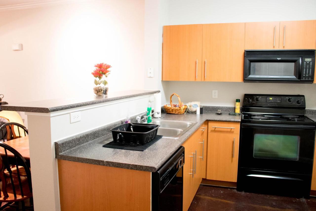 Downtown Dallas Beautiful Poolside Apartment Екстериор снимка